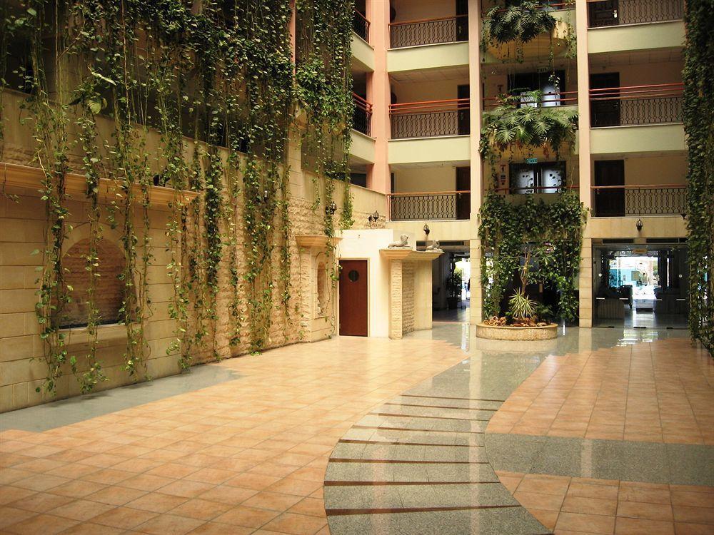Arsinoe Beach Hotel Limassol Bagian luar foto