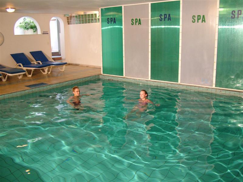 Arsinoe Beach Hotel Limassol Bagian luar foto