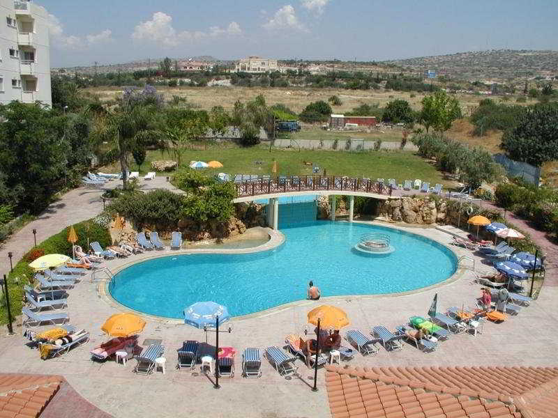 Arsinoe Beach Hotel Limassol Bagian luar foto
